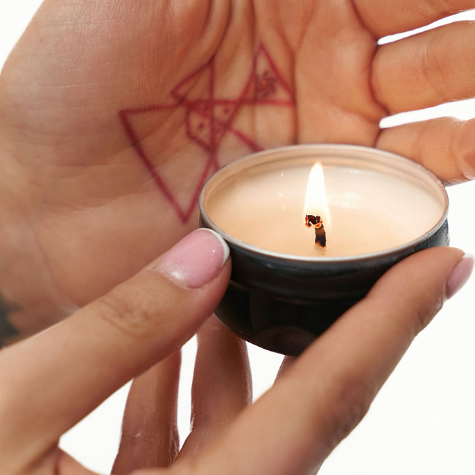 картинка Массажная свеча Empire Zone cosmetics 01 от магазина EMPIRE ZONE 