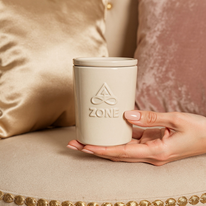 картинка Свеча в керамике Zone Interior Line "OHA" от магазина EMPIRE ZONE 